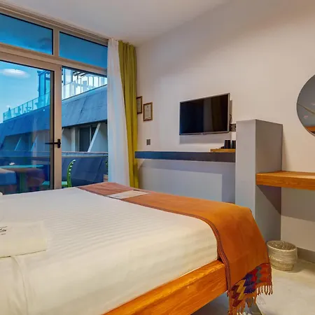 Hotel Kore 2*