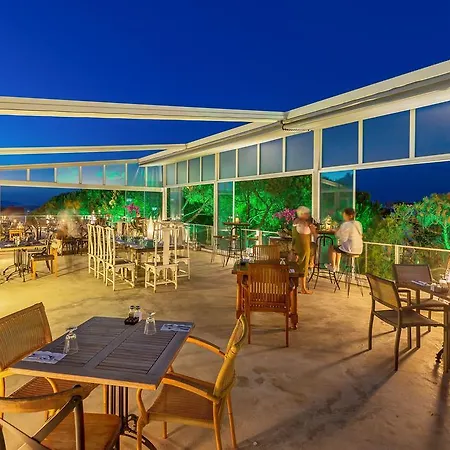 Ξενοδοχείο Kore 4*